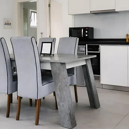 Forest Village T2 * Mindel