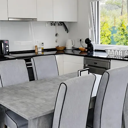 Forest Village T2 * Mindel